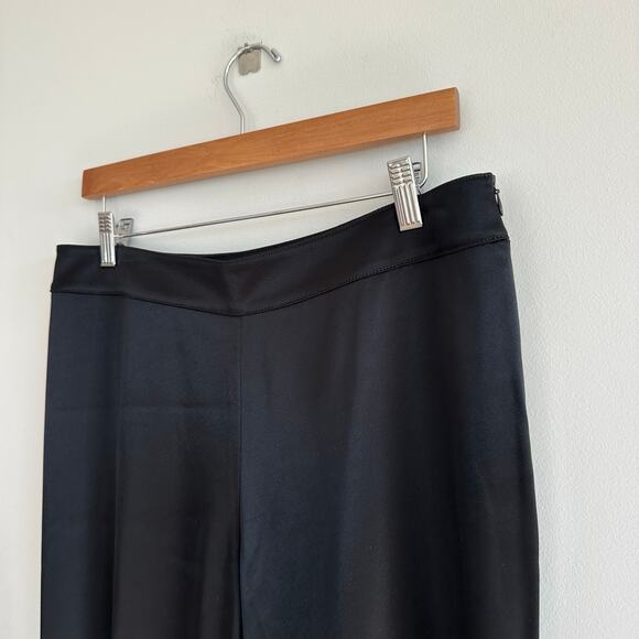ST. JOHN Caviar Emma Liquid Satin Side Zip Pants Black 10 - Picture 7 of 11